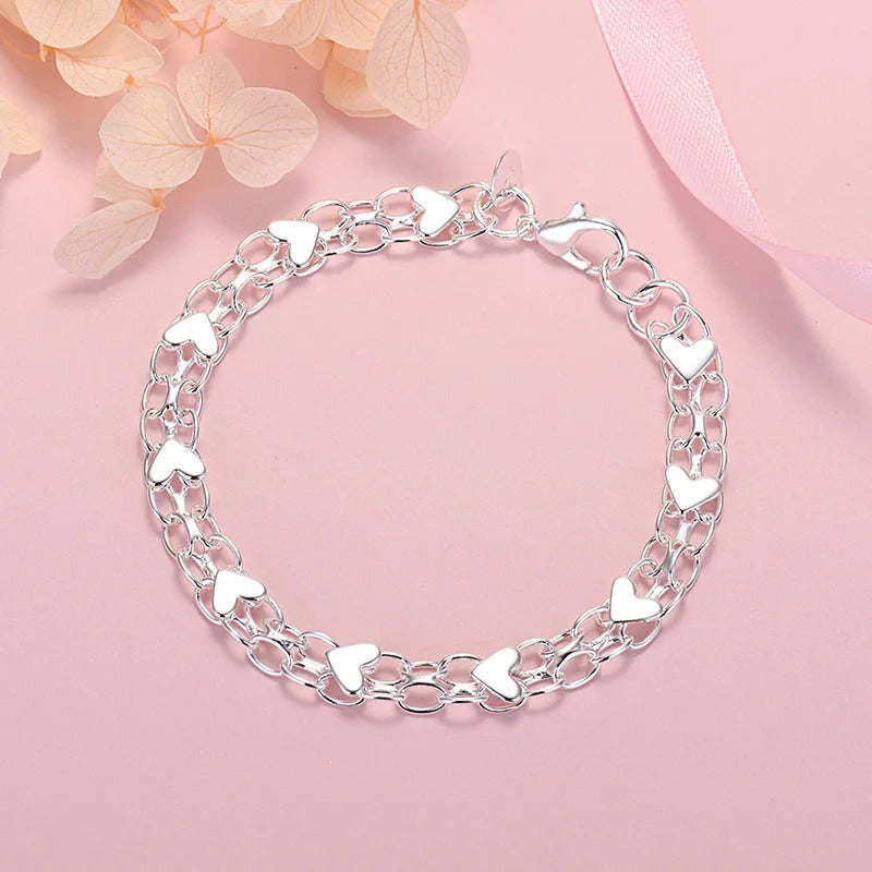 Silver-Tone bracelet in chain and hearts shape