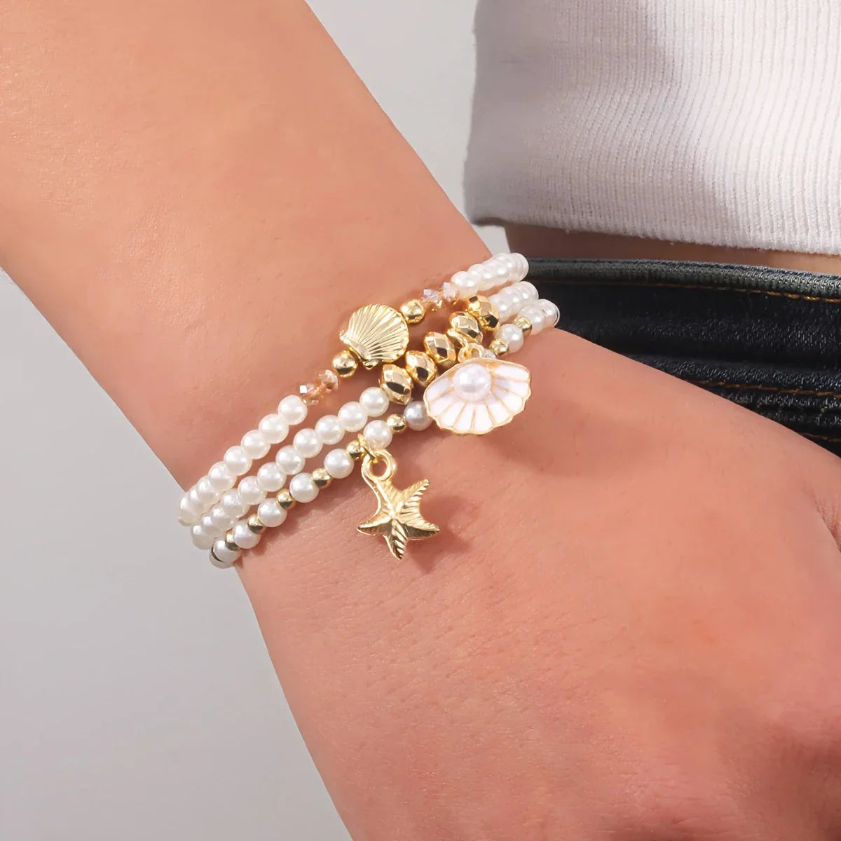 Set of 3 Elegant Bracelets with Pearls