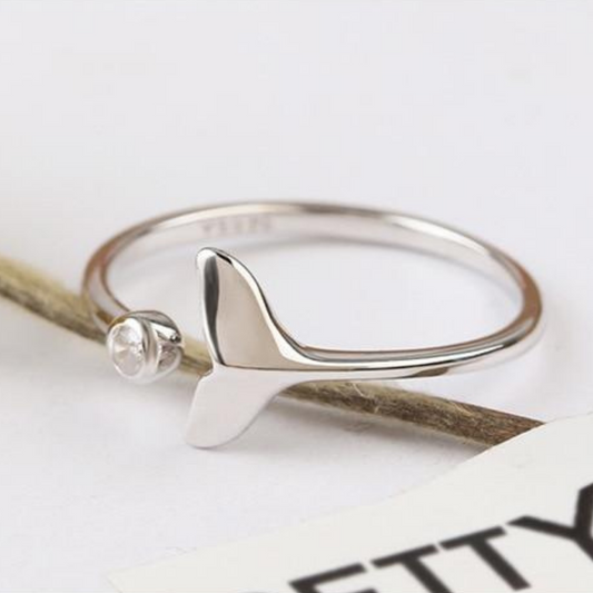 Adjustable Silver-Tone ring with zirconias and dolphin tail
