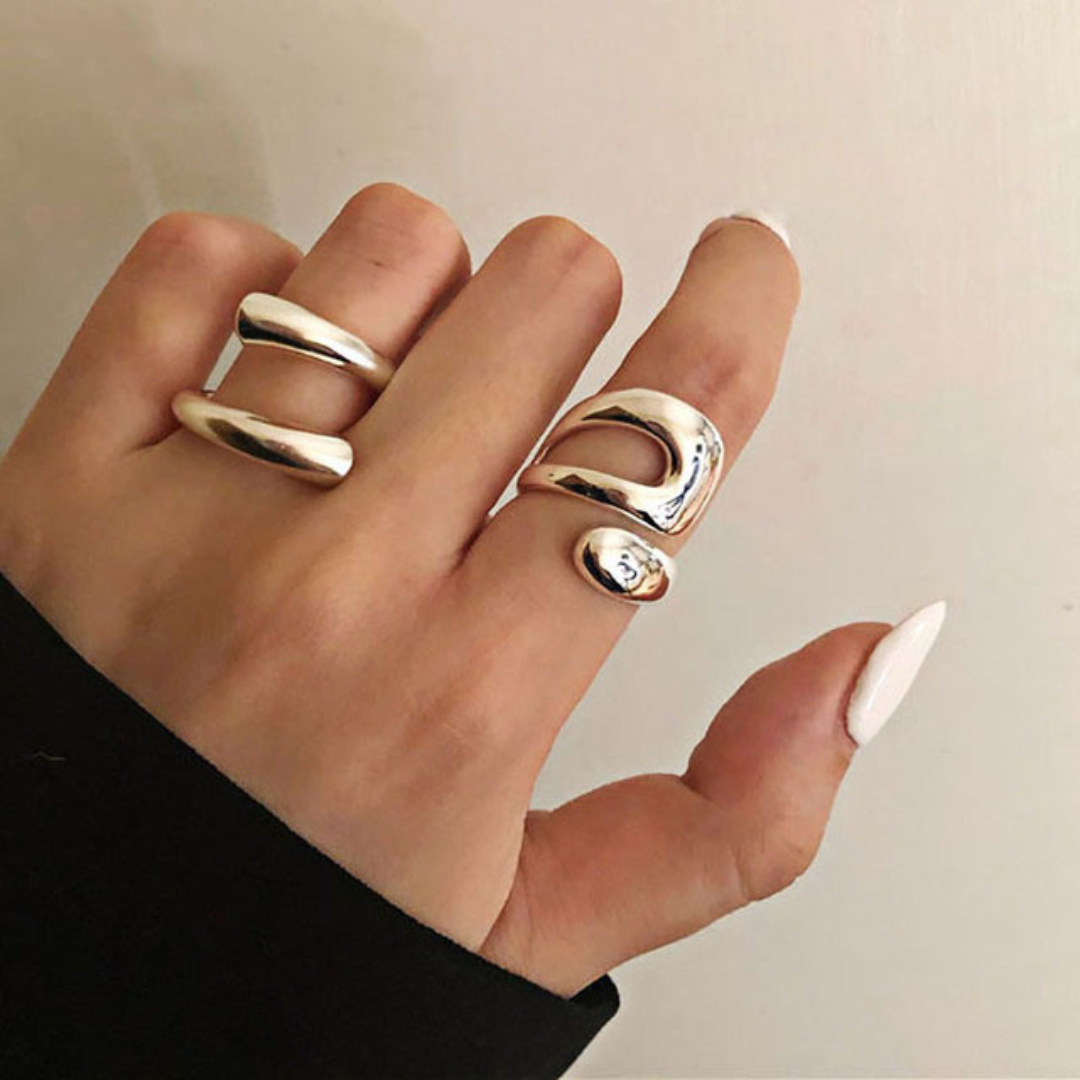 Simple adjustable modernist spiral ring in Silver-Tone