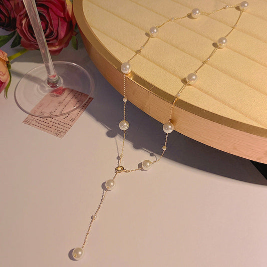 Immaculate bead-style necklace