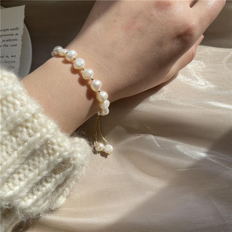 Aurellious bead-style bracelet