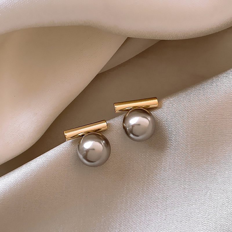 Elegant Dark bead-style Earrings in Gold-Tone