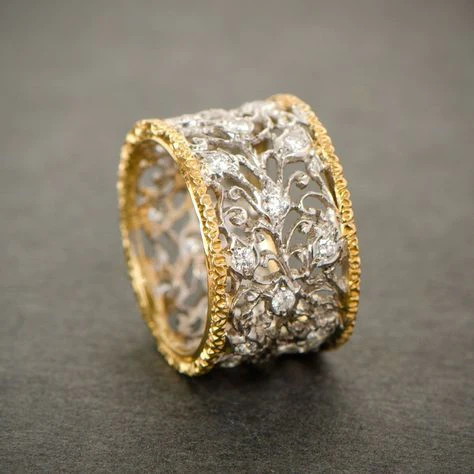 Claudia - Vintage ivy-shaped zirconite ring